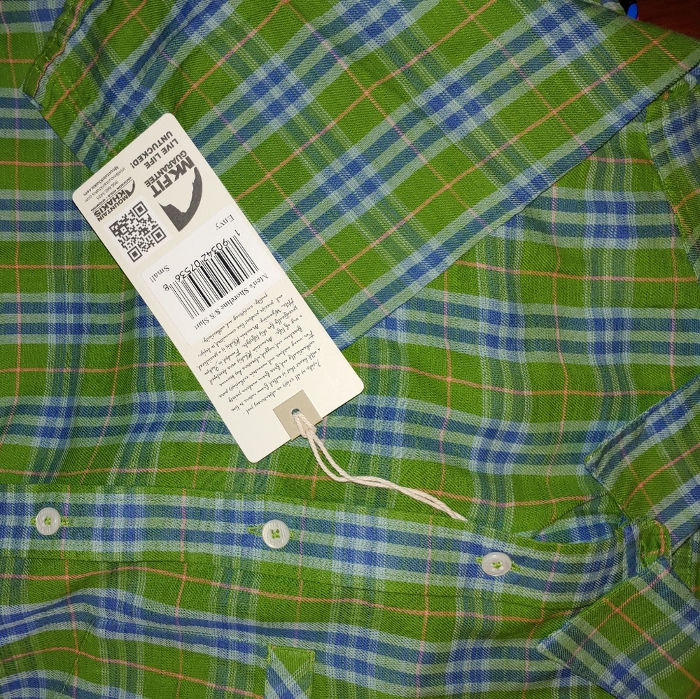 Button down - Picture 2 of 2